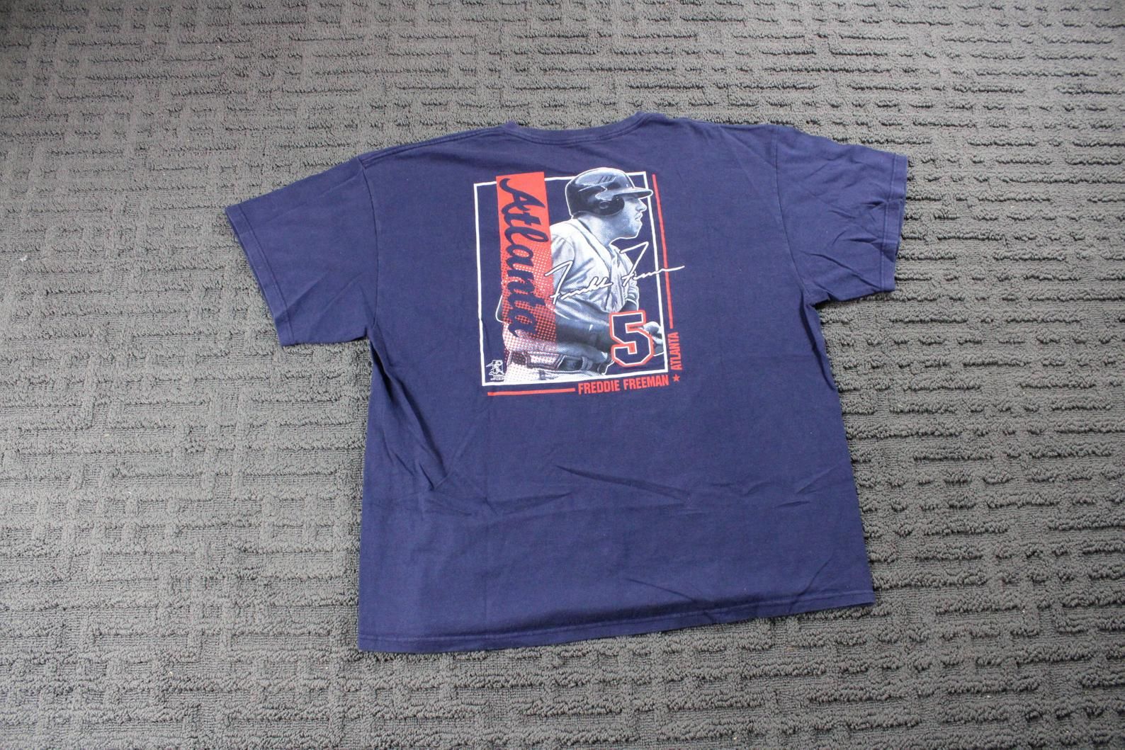 Vintage Atlanta Braves T-Shirt / Vintage Mlb Baseball Graphic Tee