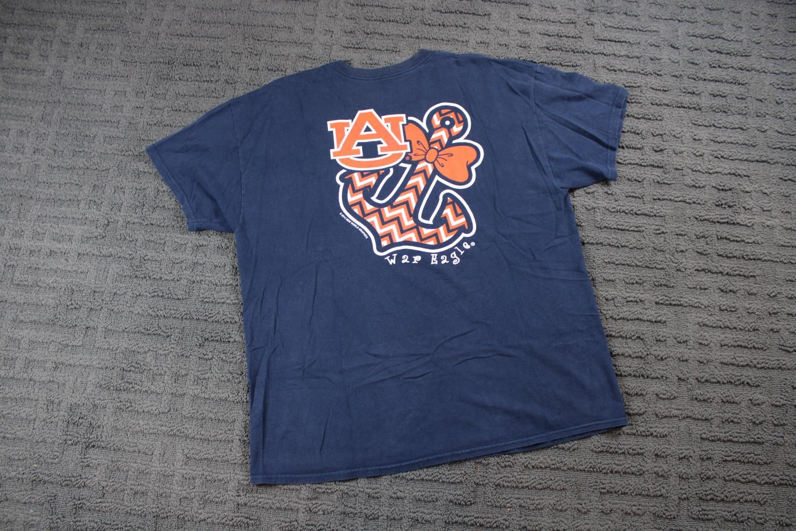 Vintage Auburn University T-Shirt / 90S College Graphic Promo Tee