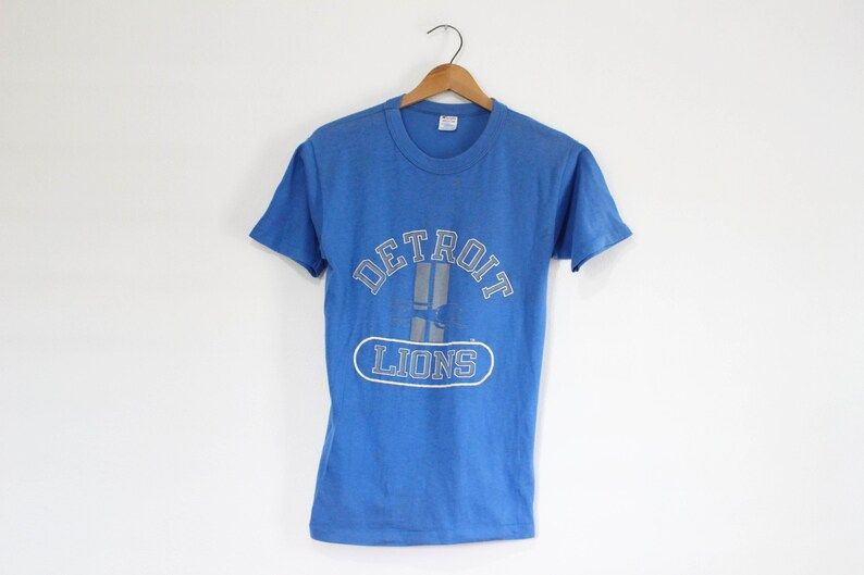 Vintage Blue Detroit Michigan Lions Football Champion T Shirt