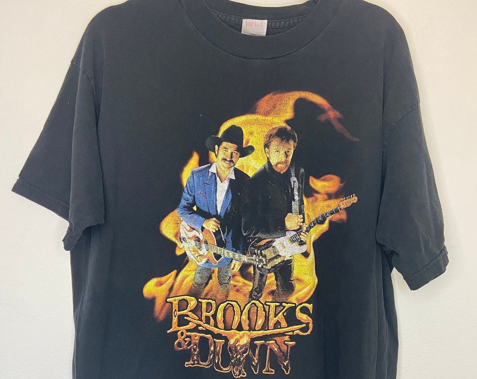 Vintage Brooks and Dunn Concert Shirt