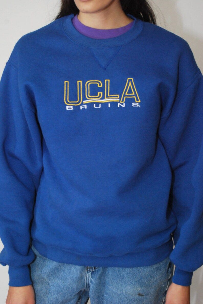 Vintage Bruins Sweatshirt M Blue 90S Embroidered Crewneck Sweater Men Women Medium Ncaa Basketball University California Los Angeles Ucla