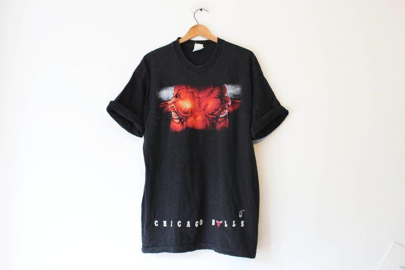 Vintage Chicago Illinois Bulls Basketball T Shirt