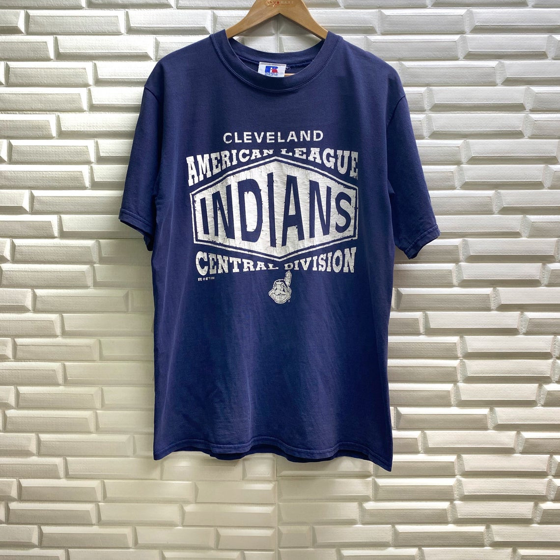 Vintage Cleveland indians american baseball team MLB shirt