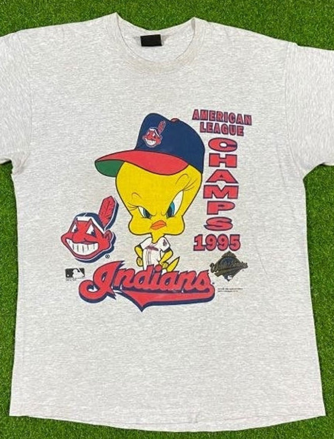 Vintage Cleveland Indians Tweety Bird Looney Shirt