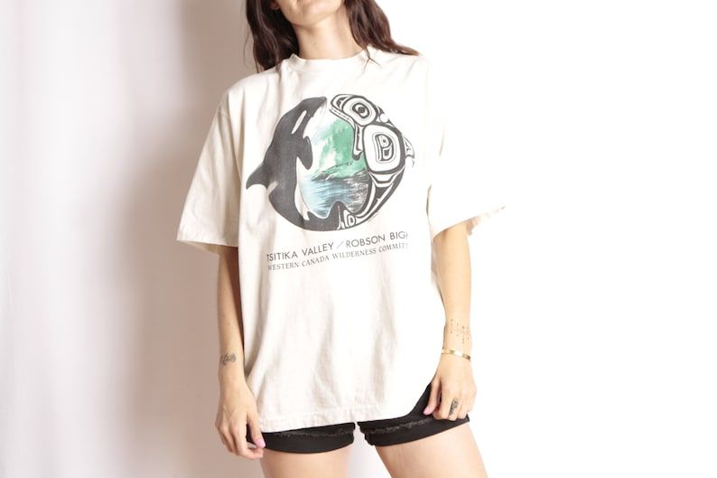 Vintage Cream Western Canada Oversize Orca Native American Totem Pacific Ocean T Shirt Arge