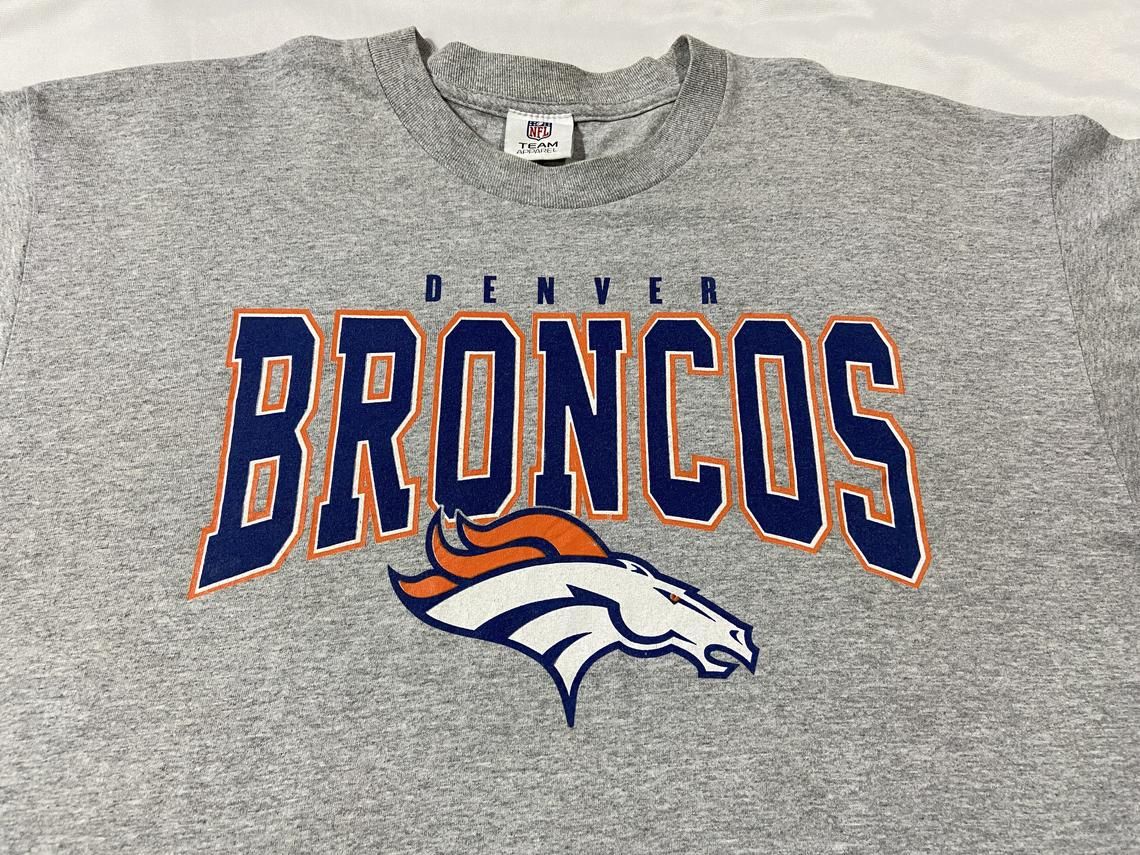 Vintage Denver Broncos NFL Shirt