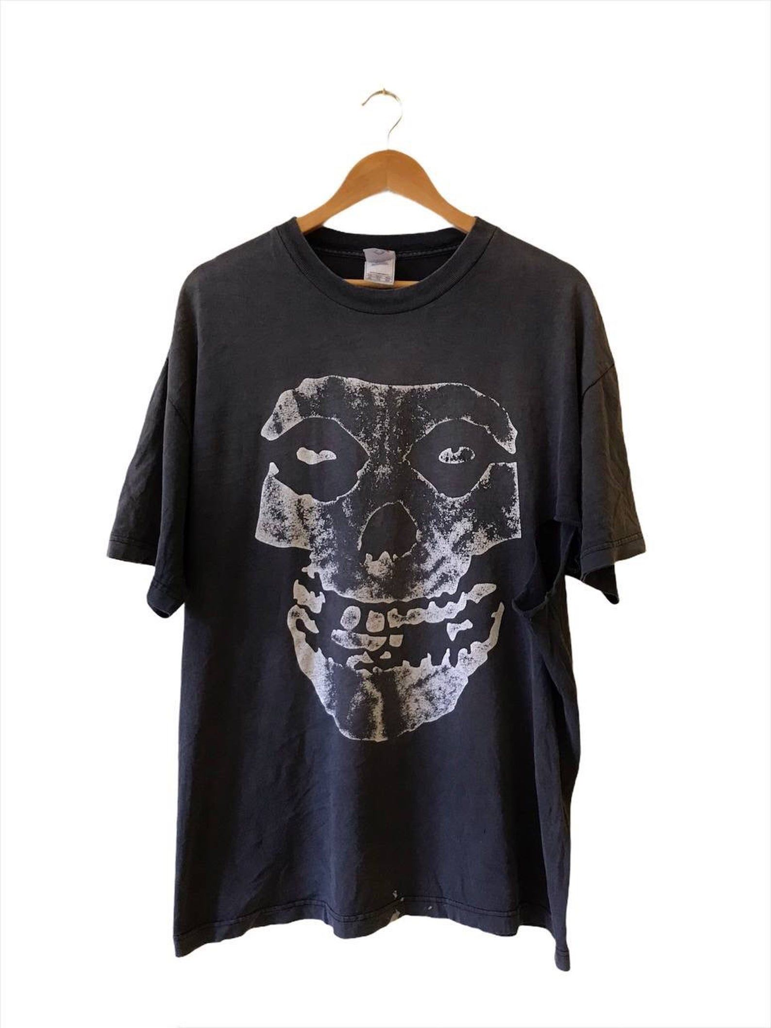 Vintage Distressed Skull Head Tee