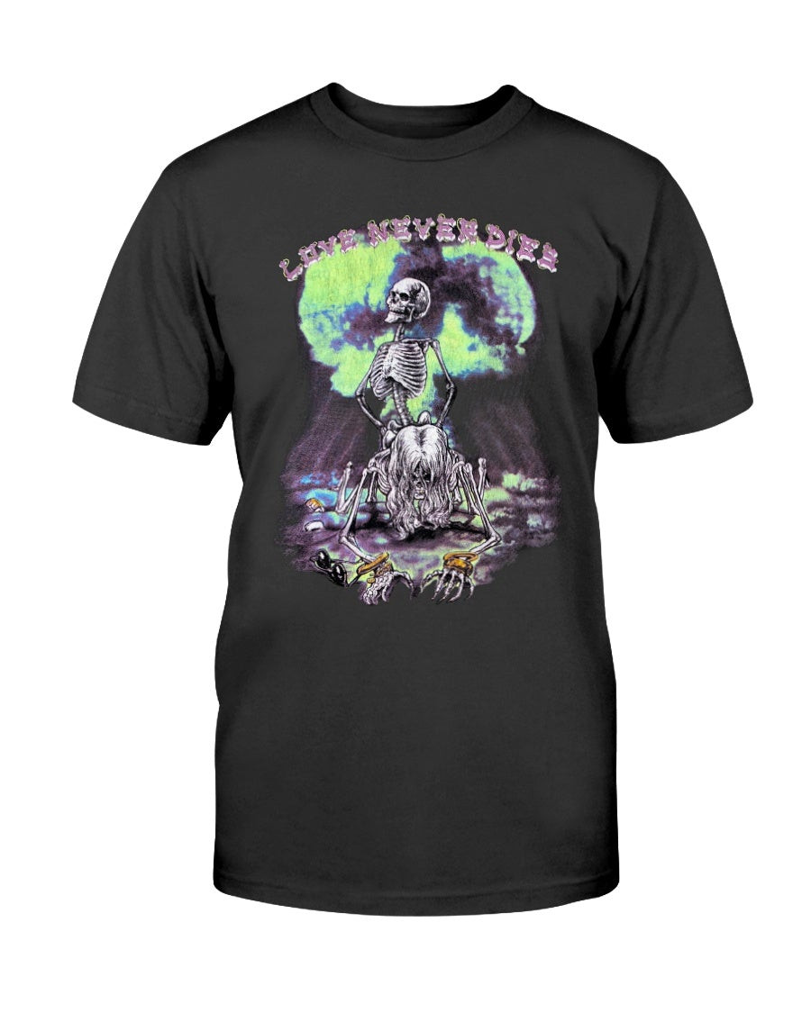 Vintage Fashion Victim Love Never Dies Skull Movie 1994 Shirt