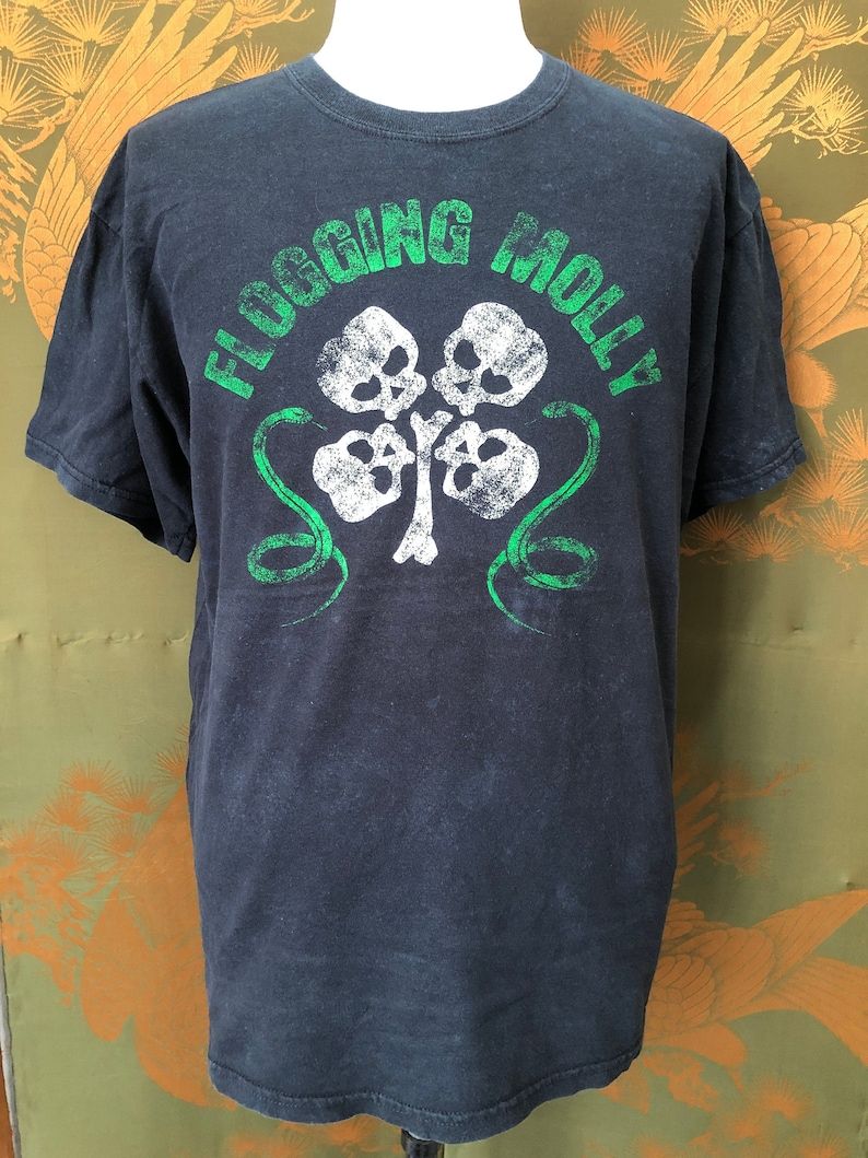 Vintage Flogging Molly Band Tshirt