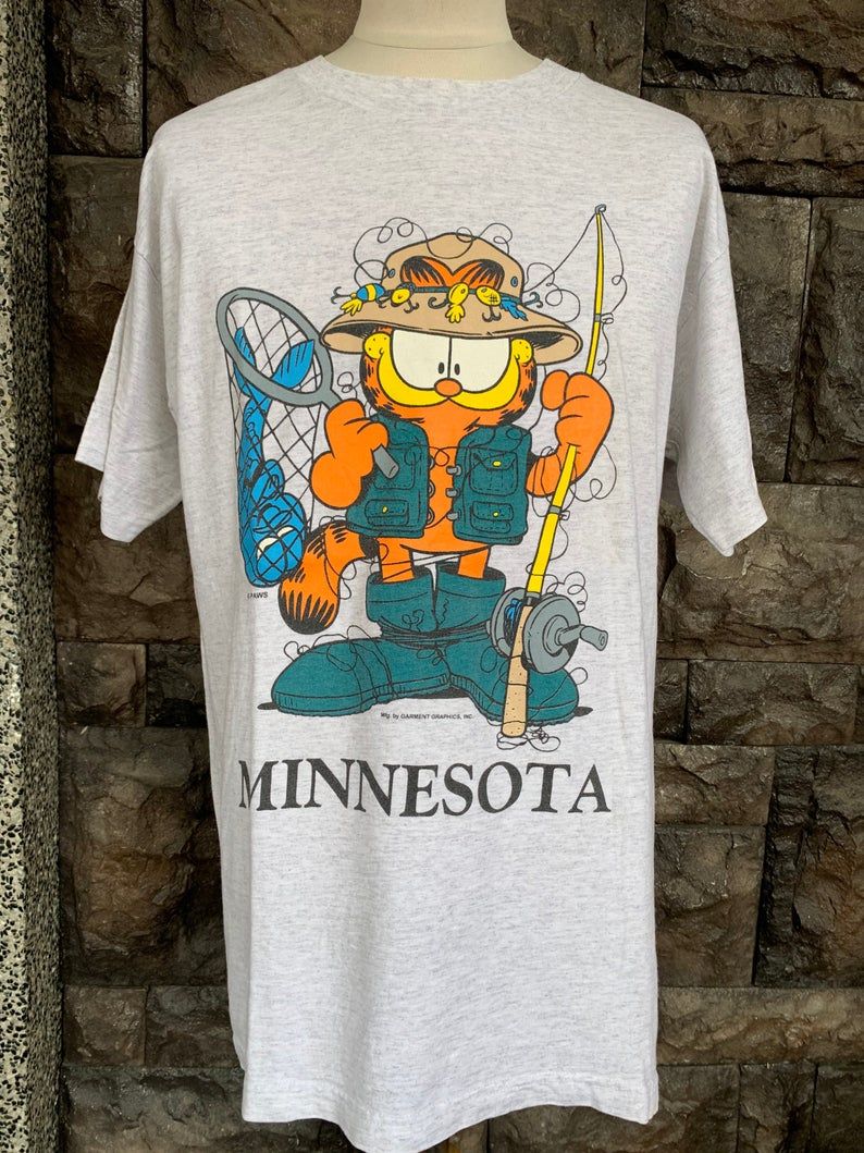 Vintage Garfield Minnesota Garment Graphics Shirt