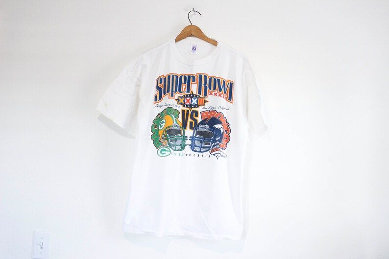 Vintage Green Bay Packers Vs Chicago Bears Super Bowl Xxxii Football T Shirt
