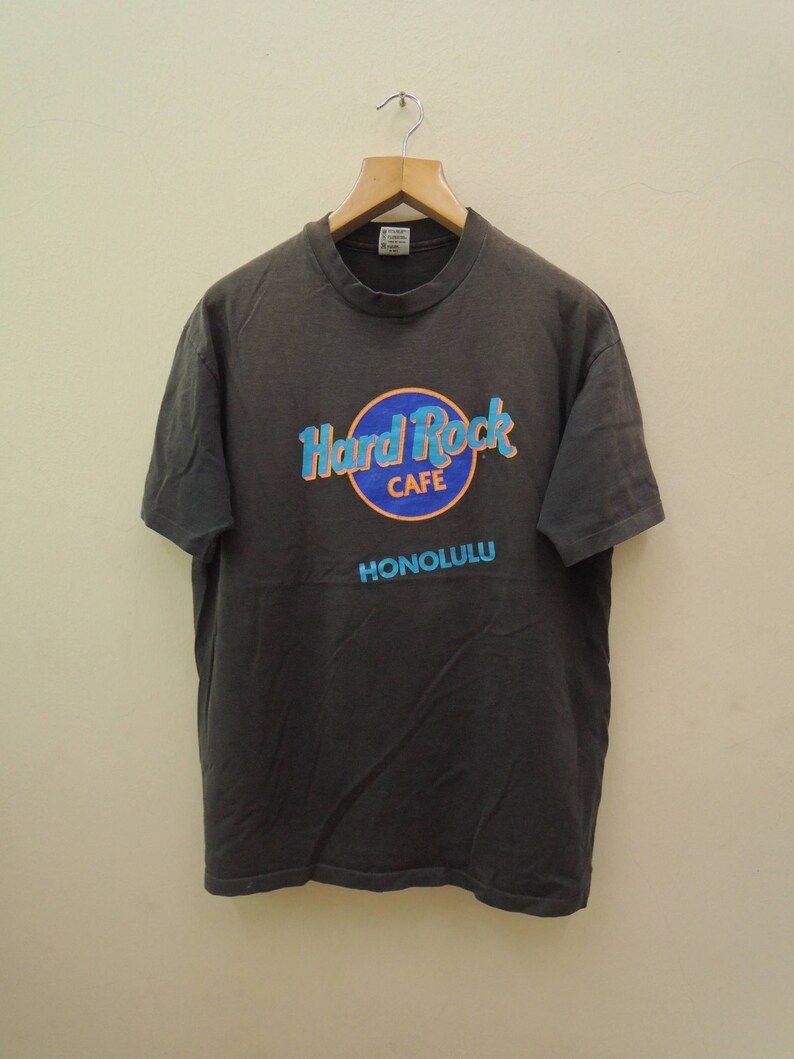 Vintage Hard Rock Cafe Honolulu Souvenier T Shirt Punk Rock Top Tee