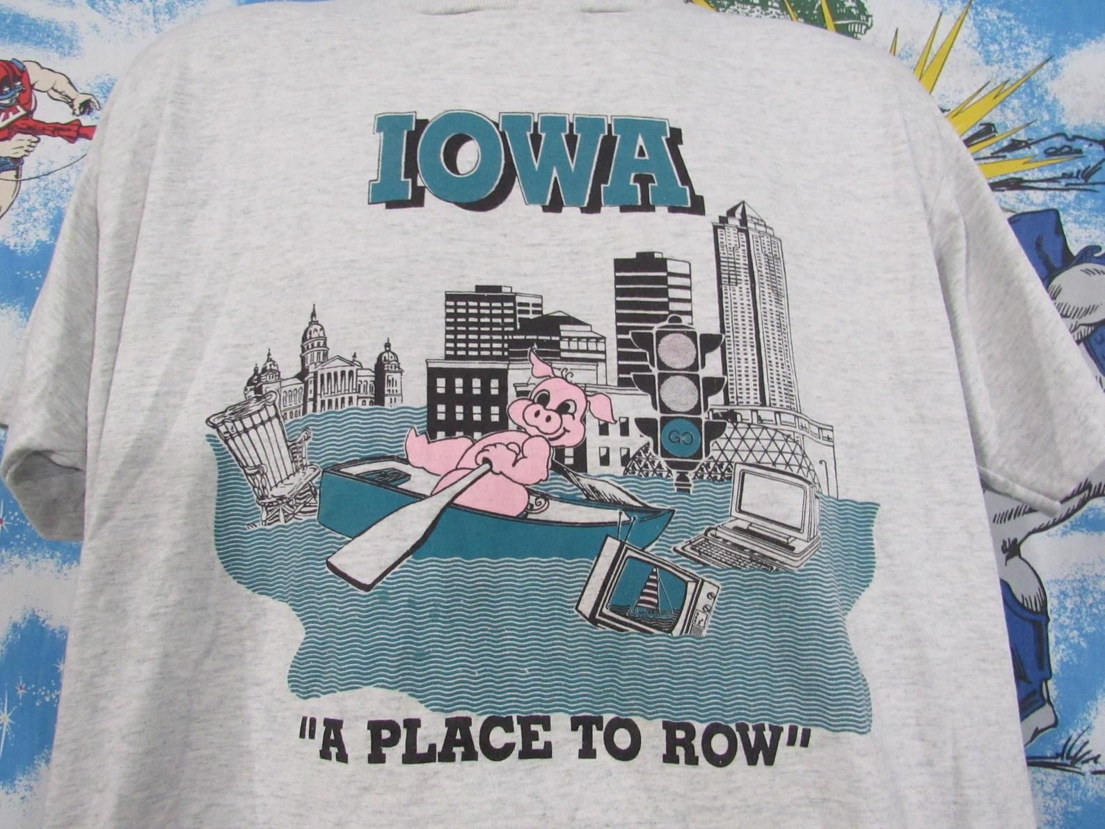 Vintage Iowa - A Place To Row - Single Stitch Graphic Tee - Sz - Poly Soft - Rowing Pig Hawkeyes Shirt 80S 90S