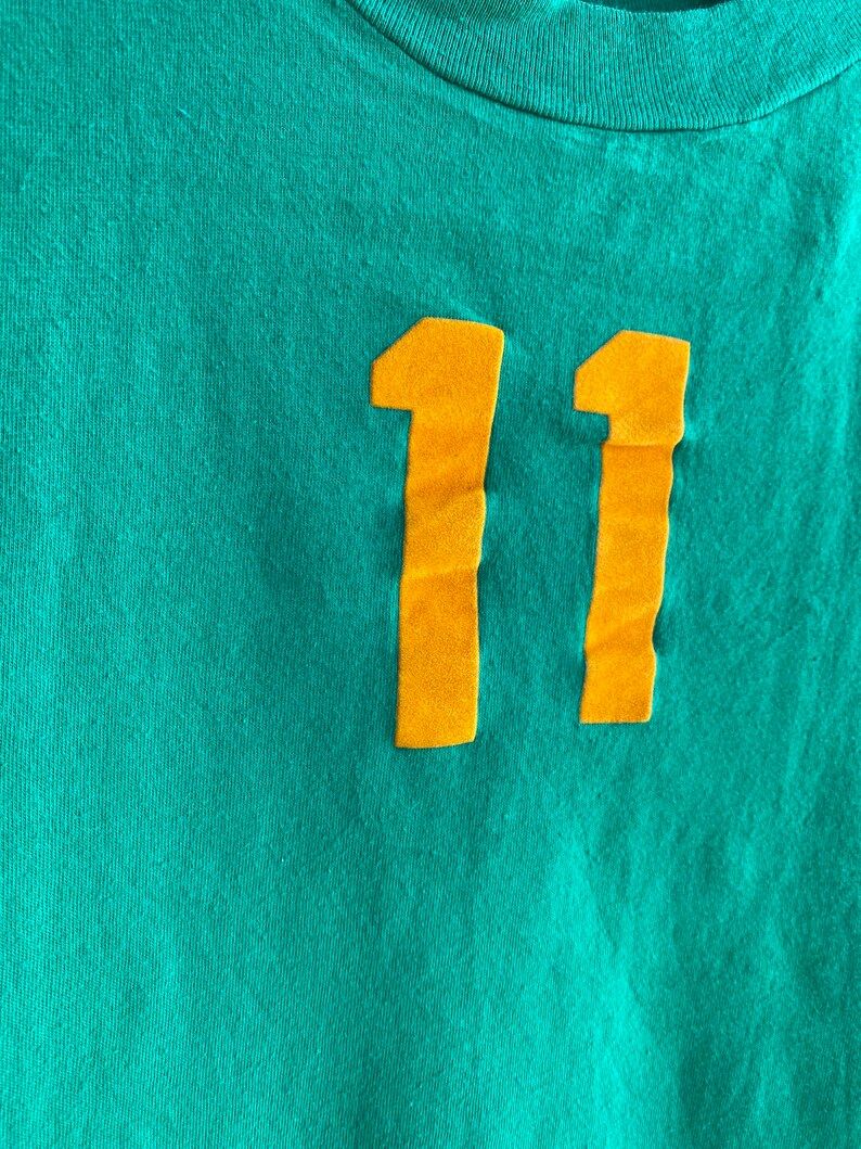 Vintage Kelly Green Hanes 11 T Shirt