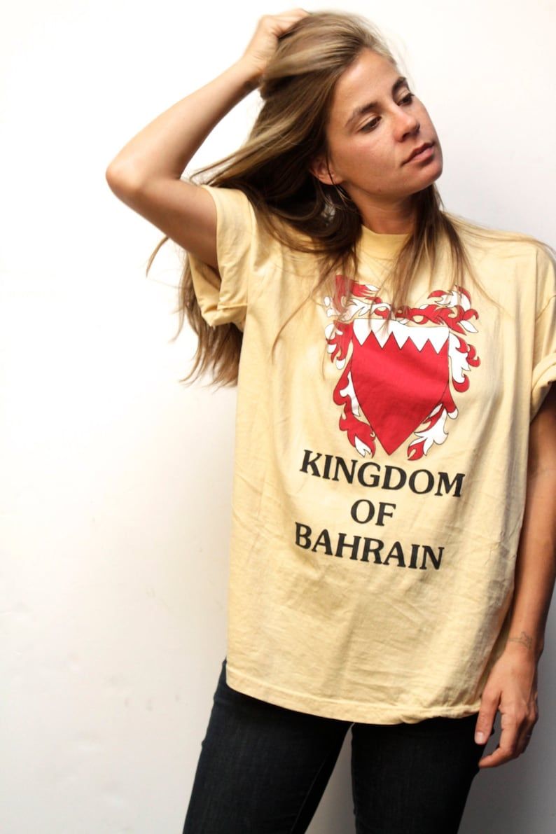 Vintage Kingdom Of Bahrain Slouchy Knight T Shirt
