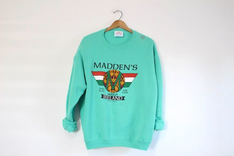 Vintage Maddens Fine Ales Bar Food Dublin Ireland Irish Sweatshirt